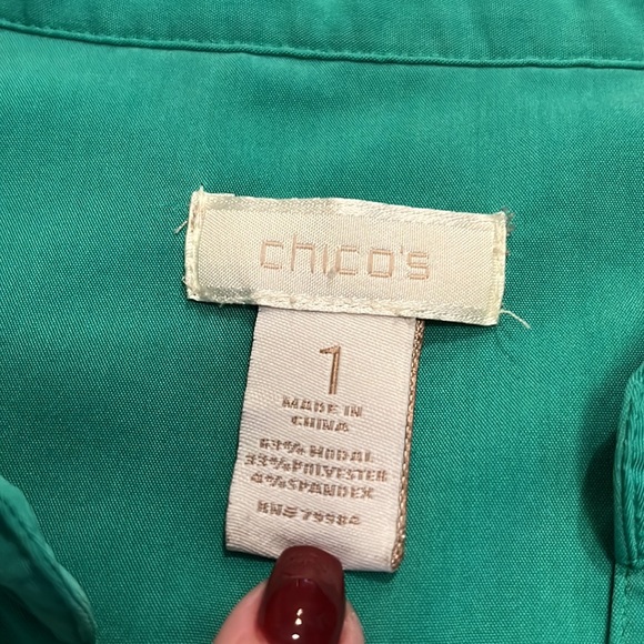 Chico's LS Green Button Up V-neck Blouse - Picture 8 of 9